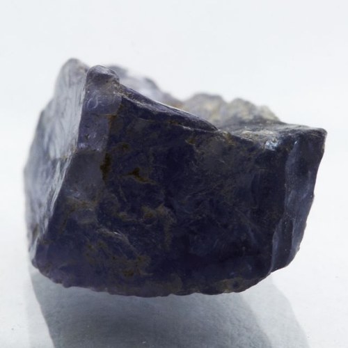 Iolit -- Tanzánie -- 2,00ct — foto 1