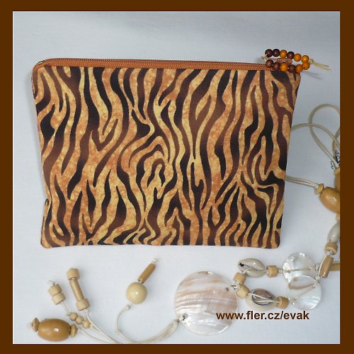 Zebra - taštička do kabelky — foto 1