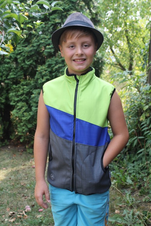 Softshellová vestička sešívaná :) — foto 1