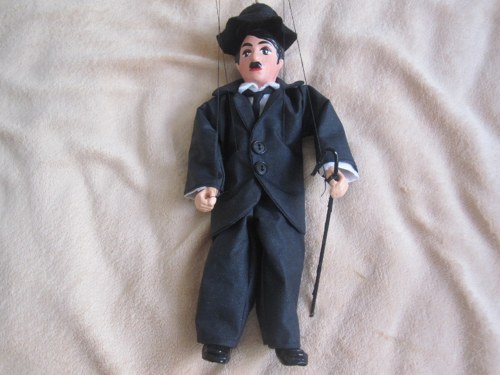 Loutka-marioneta Chaplin