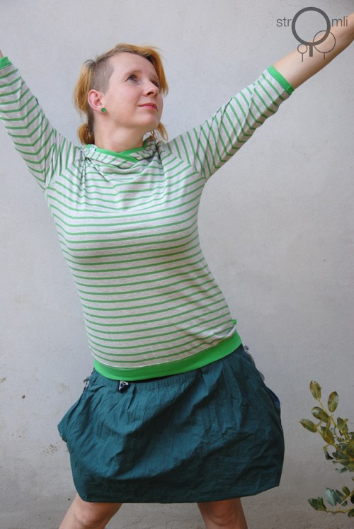 Pruhované s kapucí, vel. M — foto 1