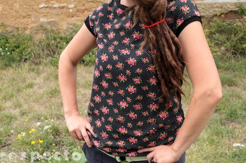 Triko ............ M - L — foto 1