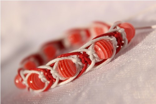 Sladký.. Náramek macramé/shamballa — foto 1