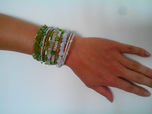 S chalcedonem, jadeitem a olivínem — foto 1