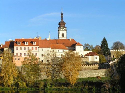 Měsíc nad řekou...