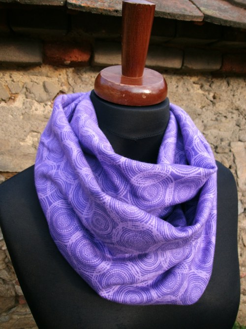 Nákrčník - mandalky violet — foto 1