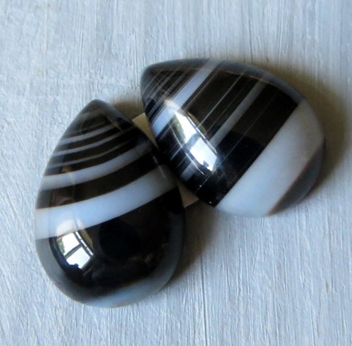 Onyx kapičky10x14 mm, pár č.9 — foto 1