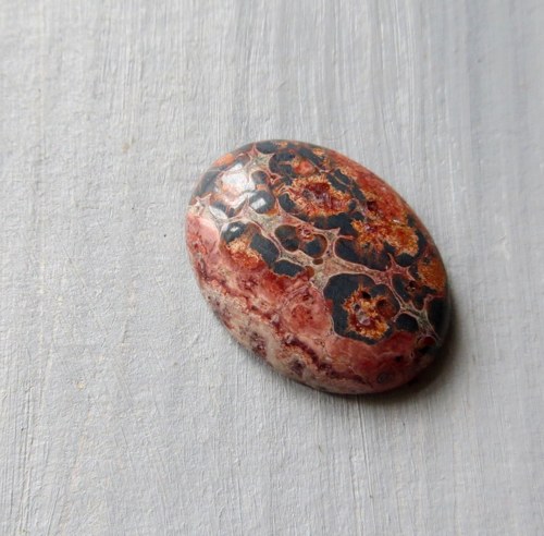 Leopardí jaspis, kabošonek 20x15mm č.7 — foto 1