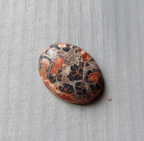 Leopardí jaspis, kabošonek 20x15mm č.10 — foto 1