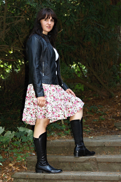 Rosa - krátká sukně — foto 1
