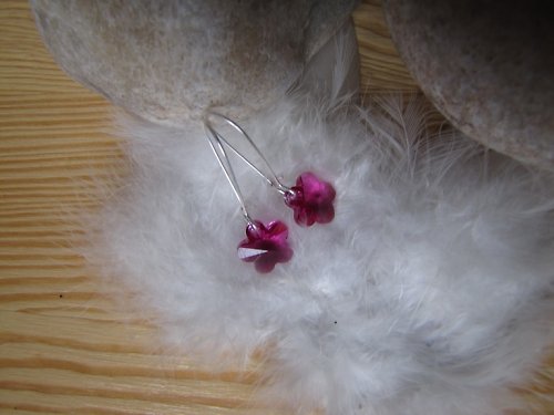 Swarovski fuchsiové — foto 1