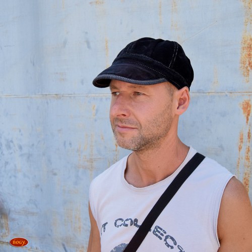 Unisex bekovka z černého manšestru — foto 1