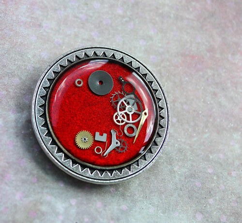 Red brooch — foto 1