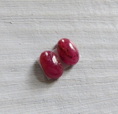 Rubíny 6x4 mm, pár č.7 — foto 1
