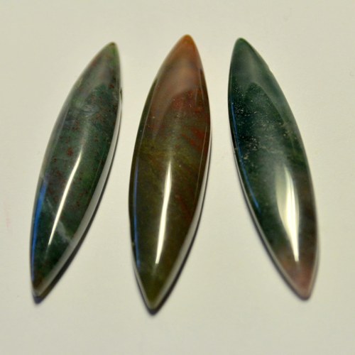 329. Jaspis 53x11 mm — foto 1