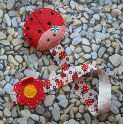 Beruškový sponkovník — foto 1