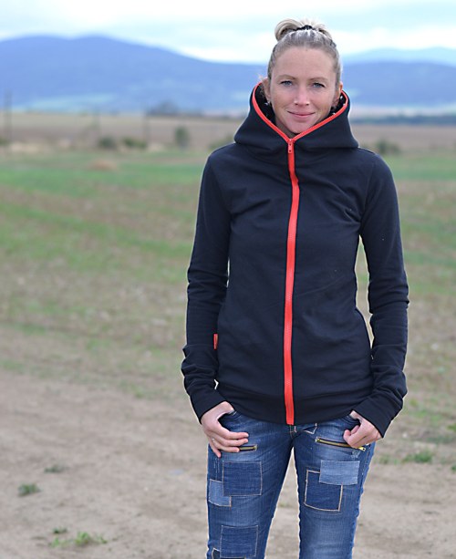Mikina na zip — foto 1