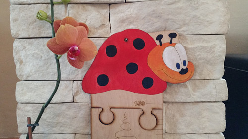 Dětský dřevěný metr - puzzle Beruška