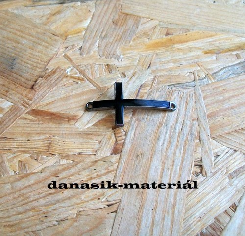 Mezidíl - Smaltovaný Křížek Černočerný — foto 1