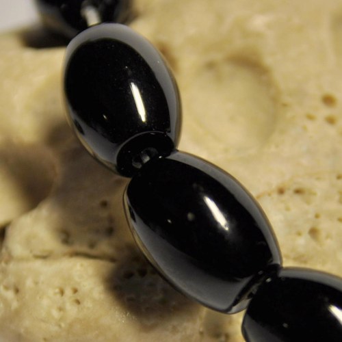 ONX2628 Onyx velký soudek 18x13 mm