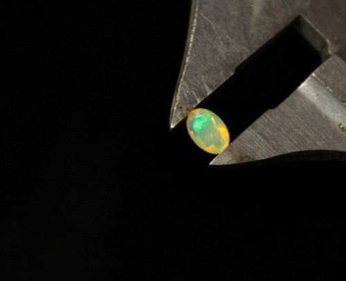 Drahý opál 6x4mm — foto 1