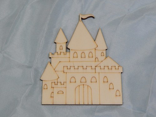 Dřevěné výřezy, Hrad