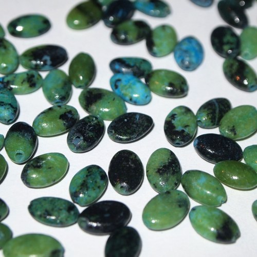 Chryzokol rýže 8x5mm (cena 6 ks)