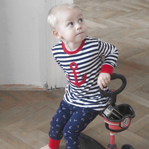 Námořnické triko s kotvou — foto 1