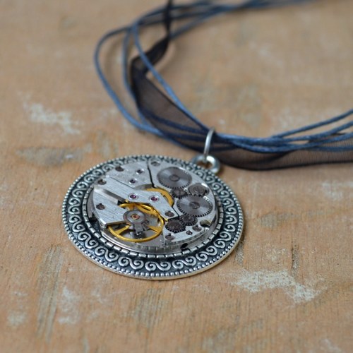 Steampunkový Náhrdelník — foto 1