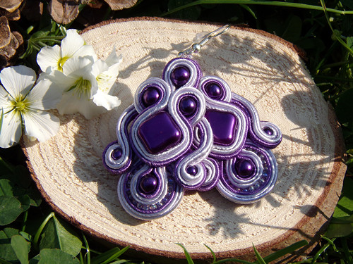 Sutaškové náušnice Violet Baroque