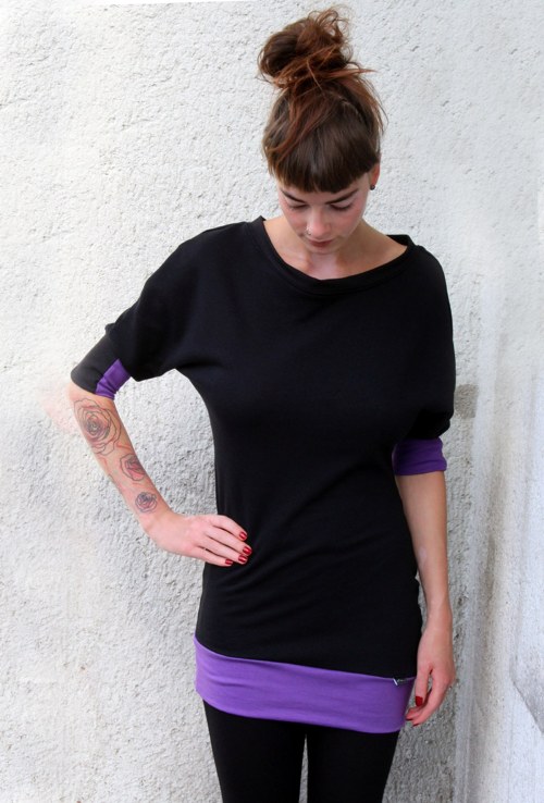 Šaty A•SYMATRIX violet - odhalená záda — foto 1