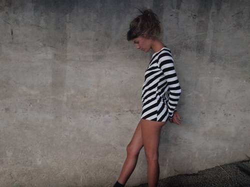 Černobíly top — foto 1