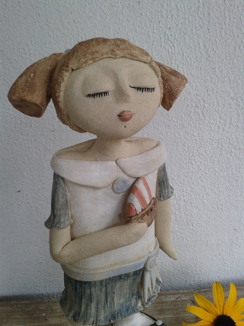 Holčička s loďkou — foto 1
