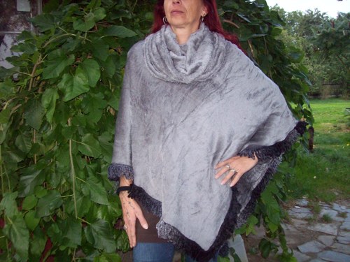 Dámské pončo — foto 1