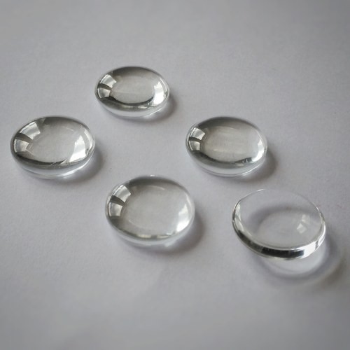 Skleněný kabošon 18mm "buclatý"