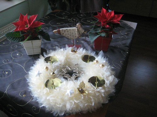 Adventní věnec ,krémová jemnost — foto 1