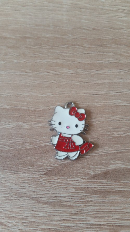 Hello Kitty s kabelkou
