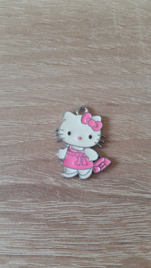 Hello Kitty s kabelkou