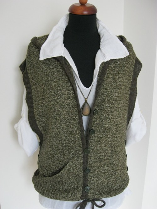Vesta s kapucí - khaki melír — foto 1