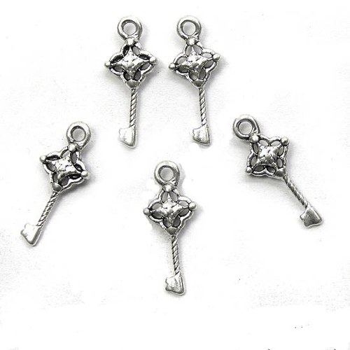 Přívěsek KLÍČEK 8x21mm 2ks