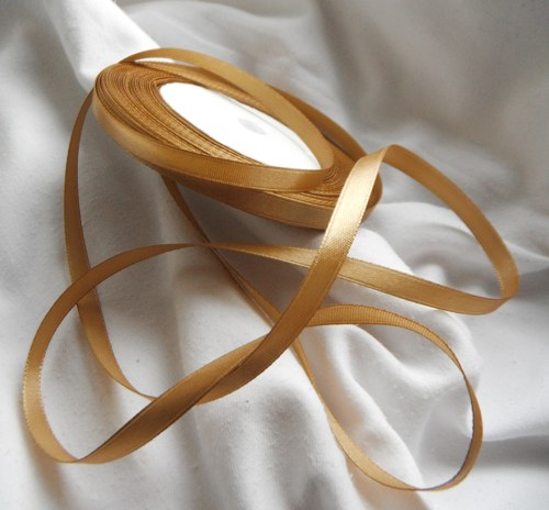 Stuha atlasová jednolící 6mm- zlatohnědá