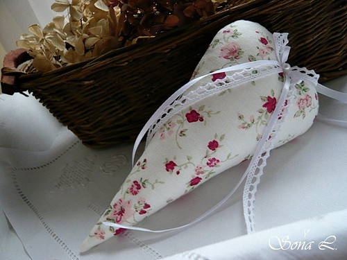 Dekorační srdíčko ~ romantické s kvítky — foto 1