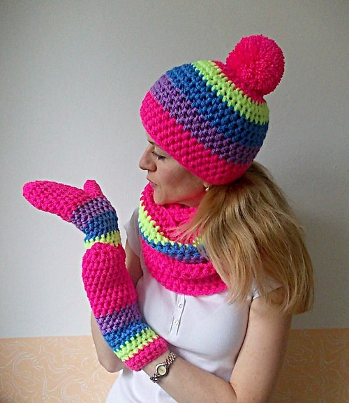 Souprava AUDREY nákrčník+kulich — foto 1