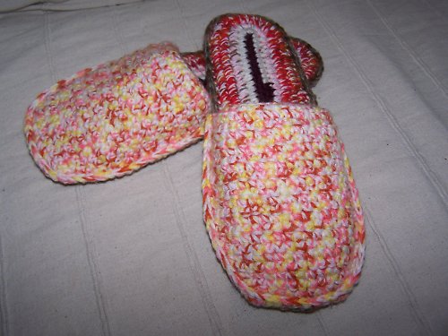Háčkované pantoflíčky — foto 1