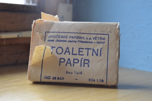 Skládaný toaletní papír — foto 1