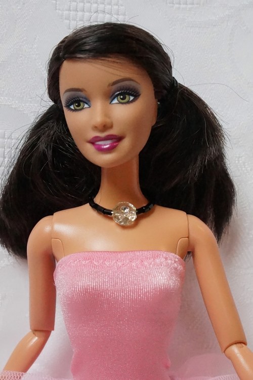 Šperk pro barbie s kytičkou — foto 1