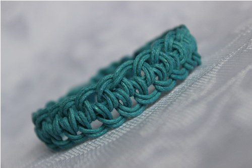 Tyrkysáček.. Náramek macramé/shamballa — foto 1