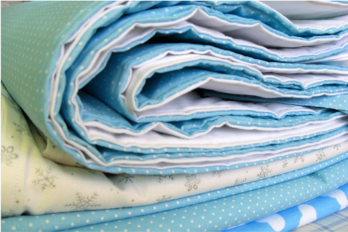 Mantinel do postýlky modrý puntík - na přání :) — foto 1