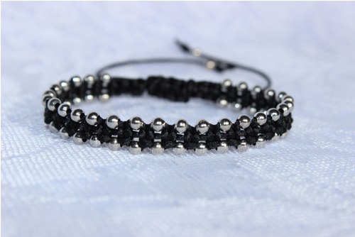 Náramek macramé/shamballa — foto 1