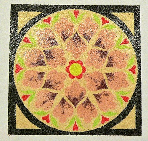 06 písková mandala květinová